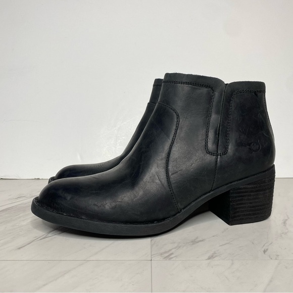 Born Reece Black Leather Bootie 10M - Picture 15 of 15